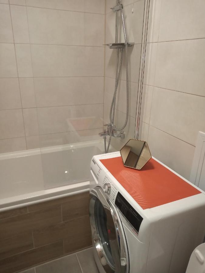 Przytulny Apartament Blisko Morza Danzica Esterno foto